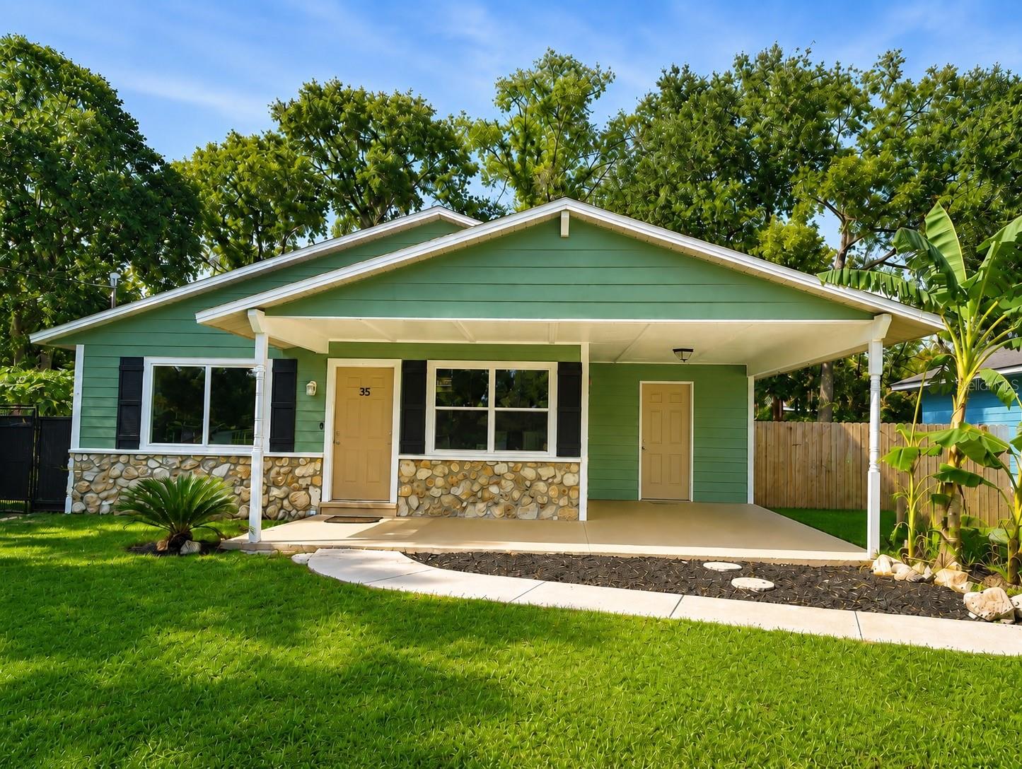 35 Almond, Ocala, FL 34472