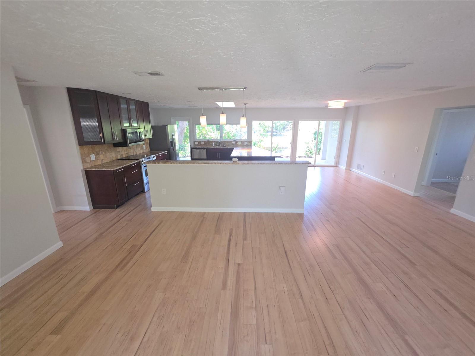 7708 9th Ave, Bradenton, FL 34209