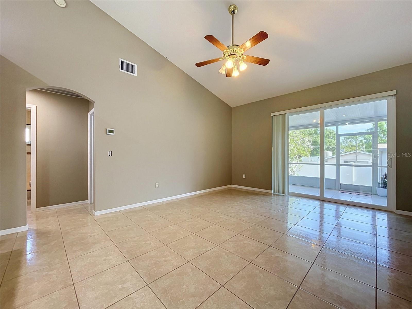 4209 Amber Ridge, Valrico, FL 33594