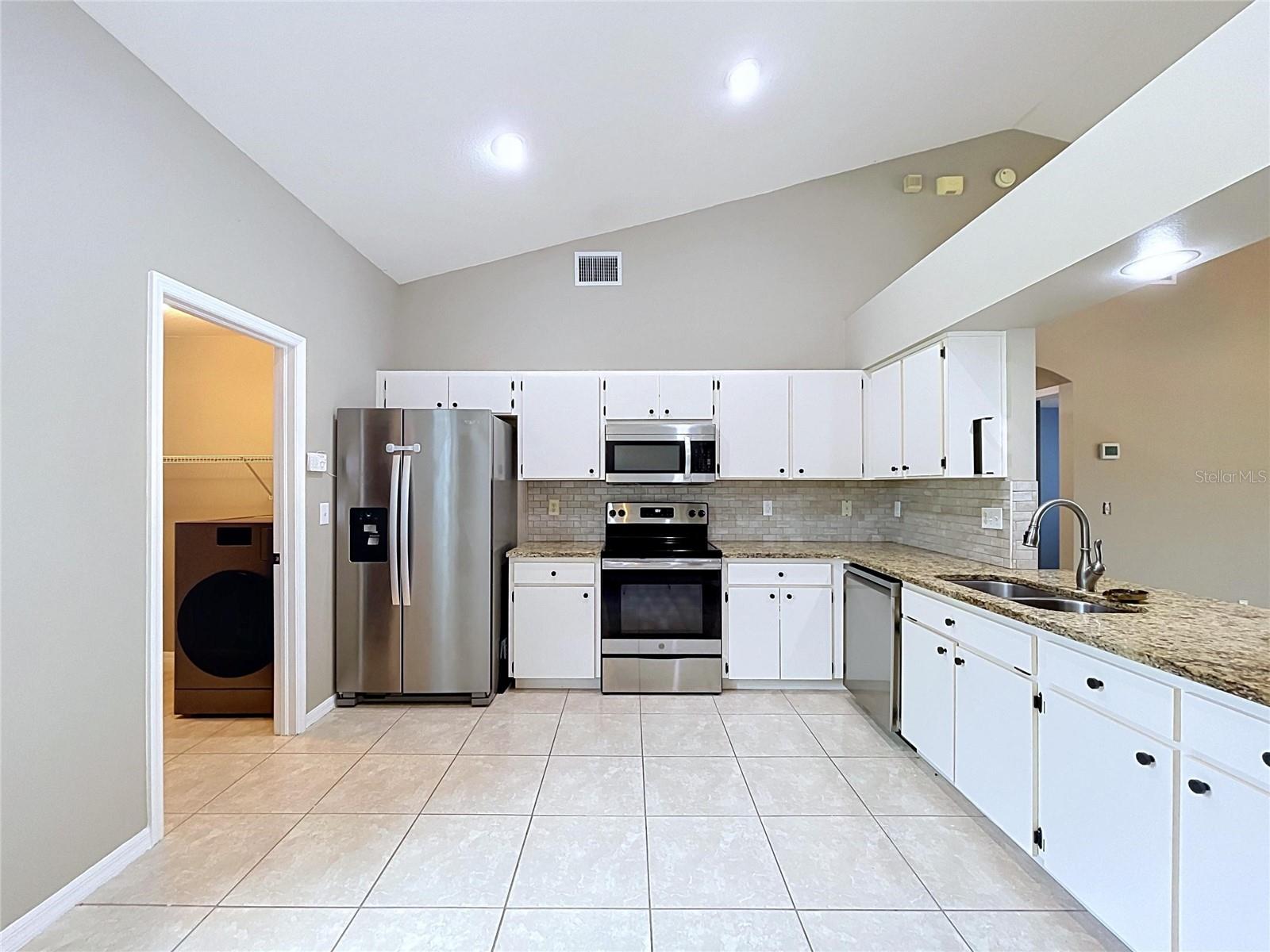 4209 Amber Ridge, Valrico, FL 33594