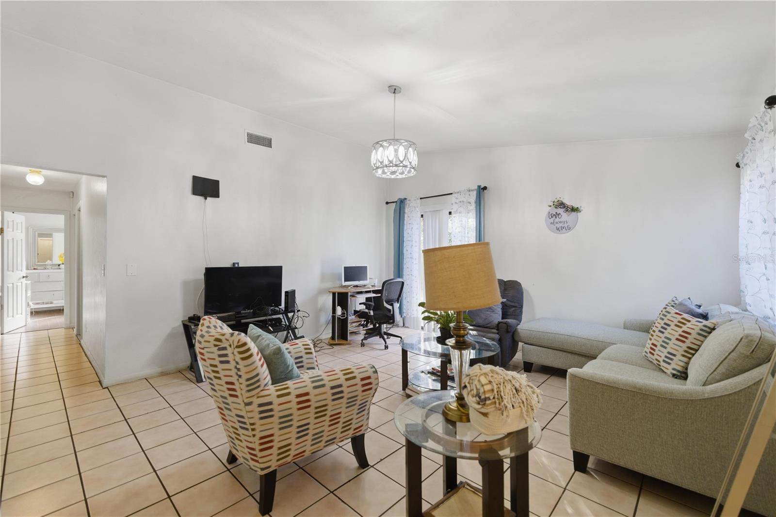 1939 73rd, Gainesville, FL 32607