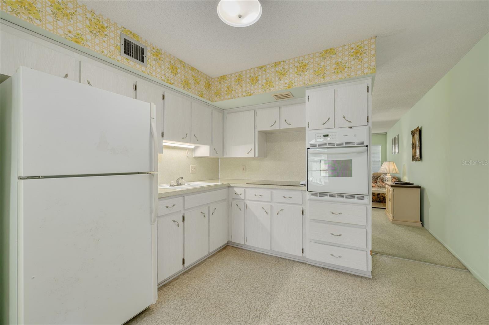 2455 Finlandia Unit 63, Clearwater, FL 33763