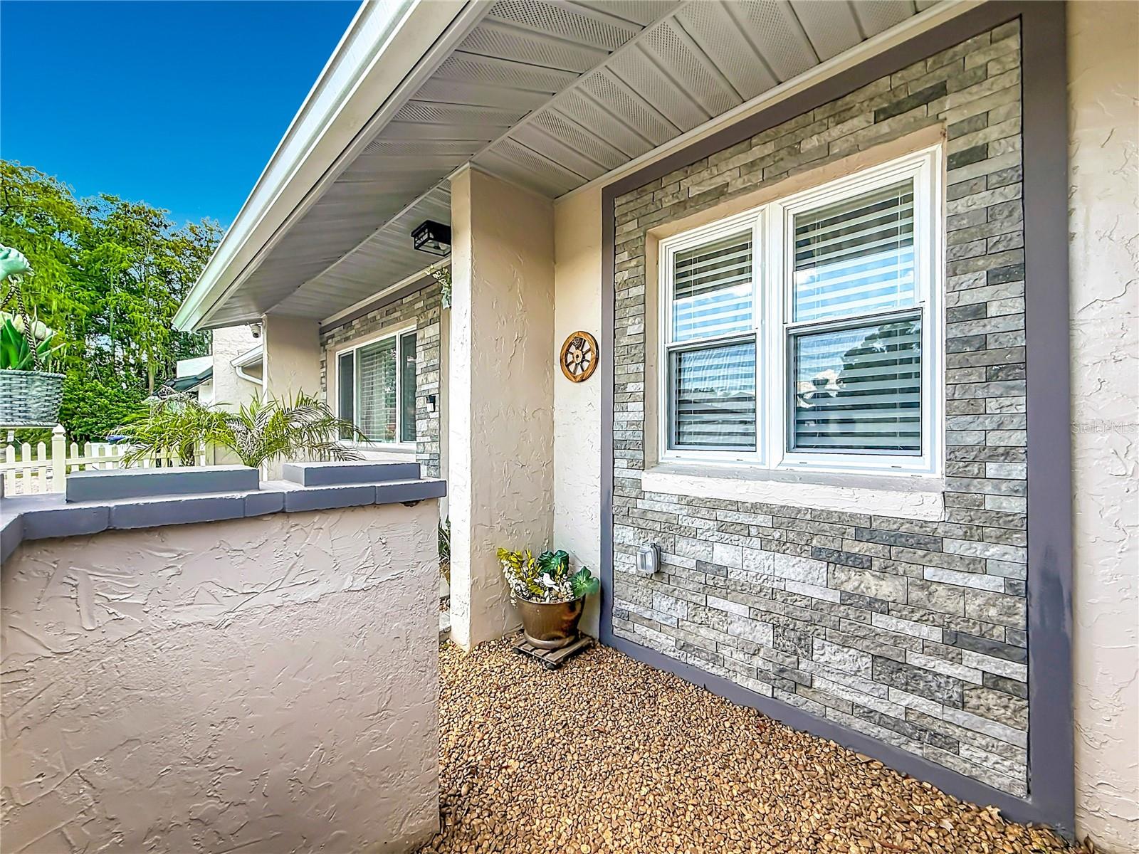 2710 Charing Cross, Orlando, FL 32837