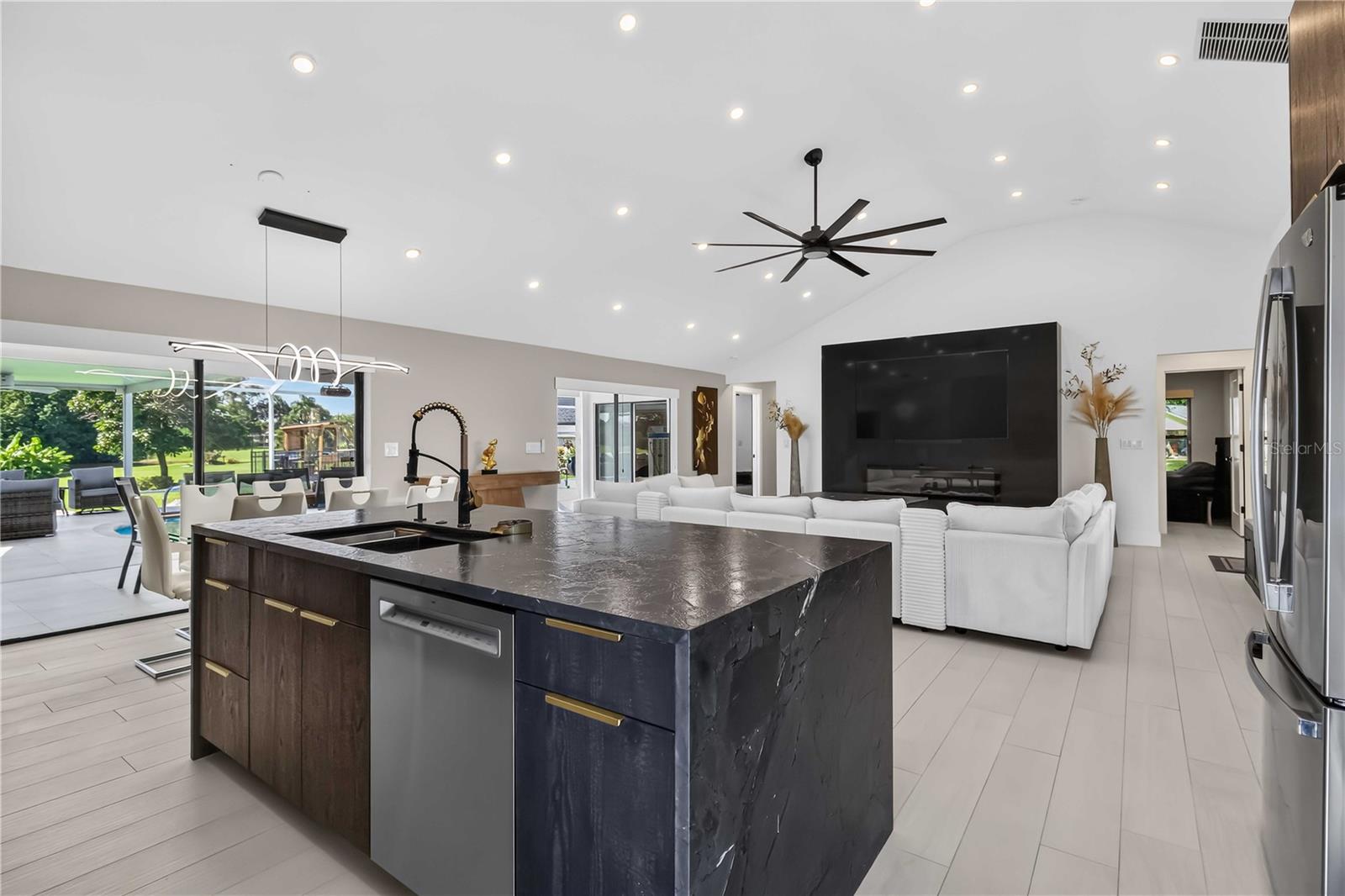 4134 Eastwood, Sarasota, FL 34232