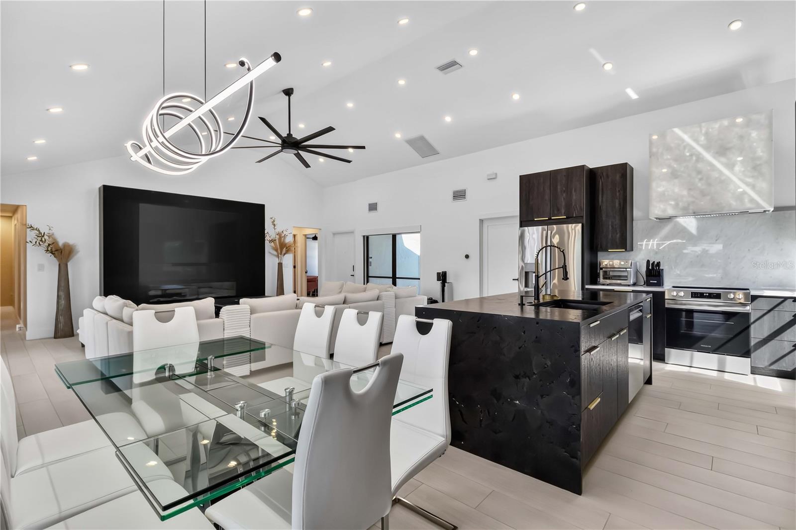 4134 Eastwood, Sarasota, FL 34232
