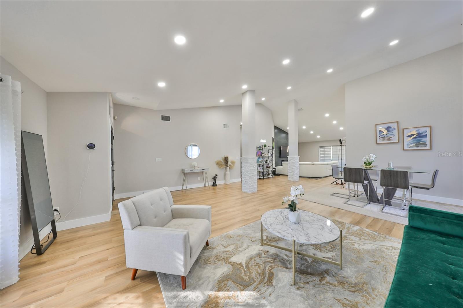 9309 Hampshire Park, Tampa, FL 33647