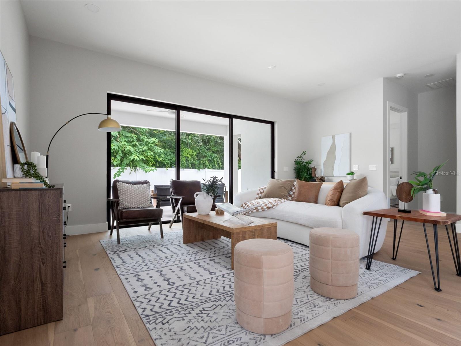 1000 Forest, Orlando, FL 32803