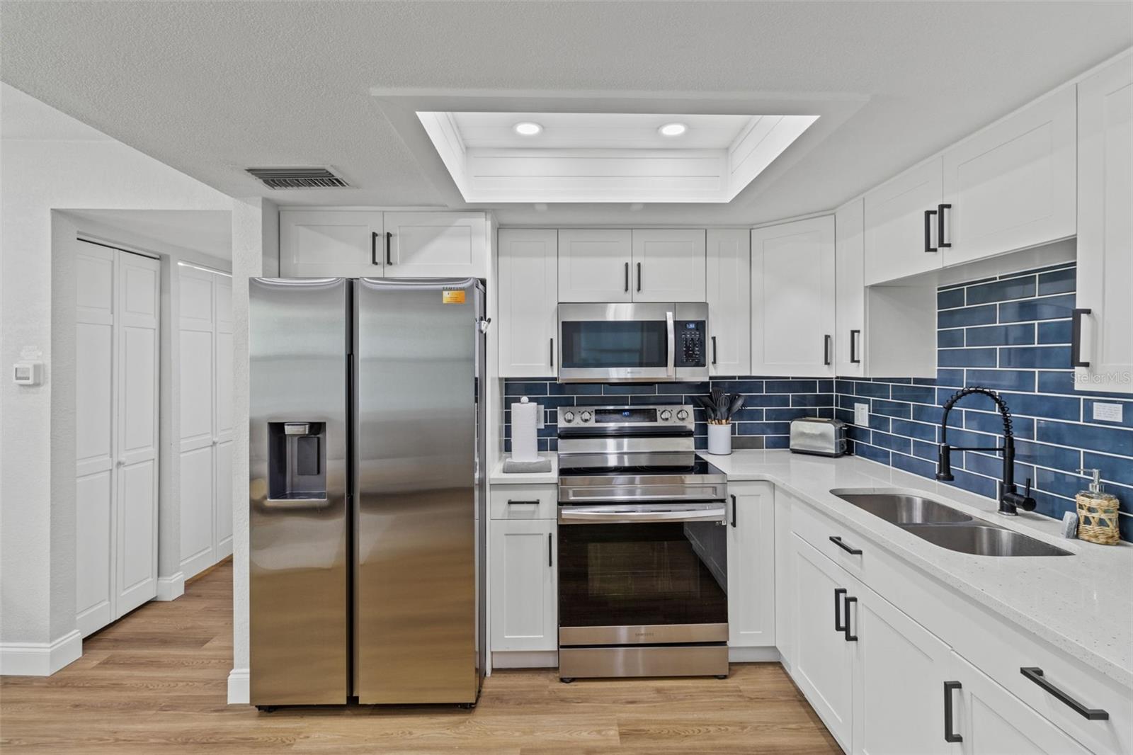9895 1st Unit 5, Treasure Island, FL 33706