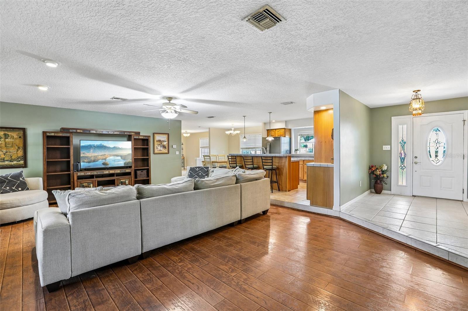 3131 Canal, Palm Harbor, FL 34684