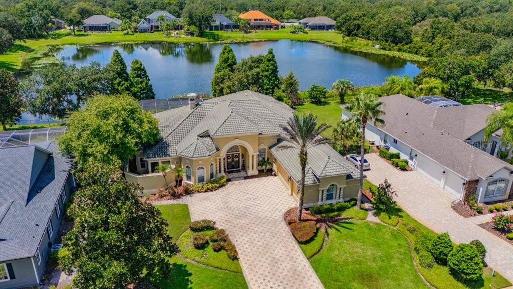 6217 Kingbird Manor, Lithia, FL 33547