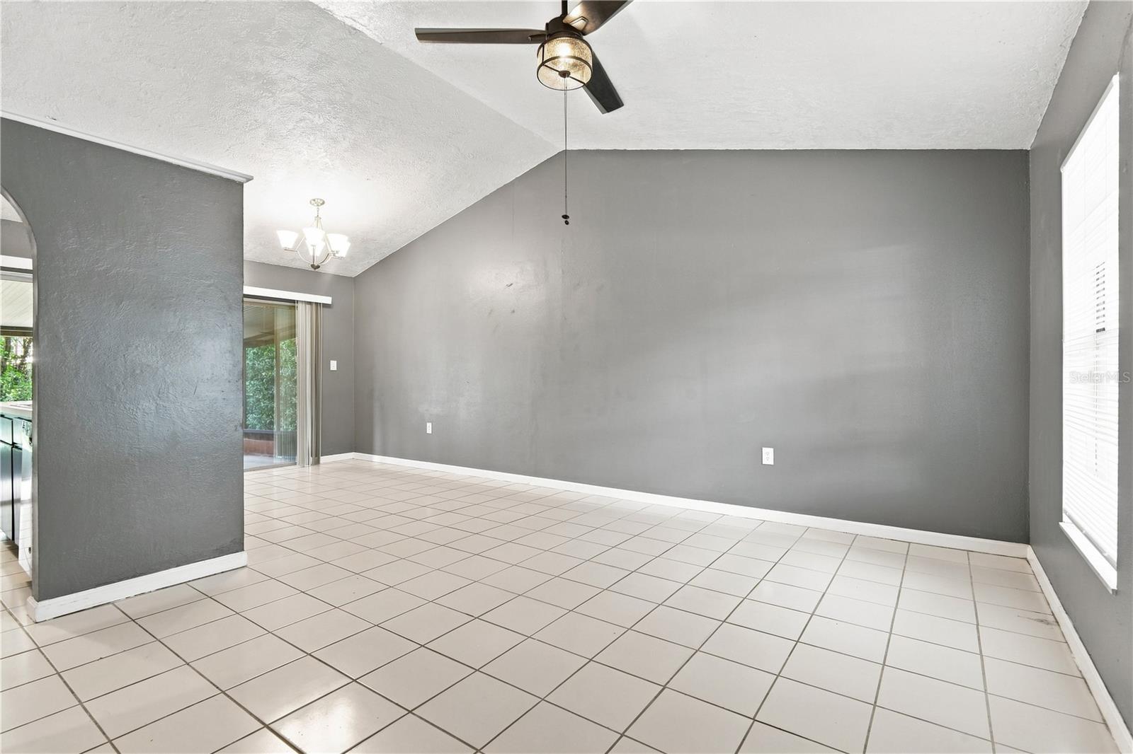336 Riviera, Debary, FL 32713