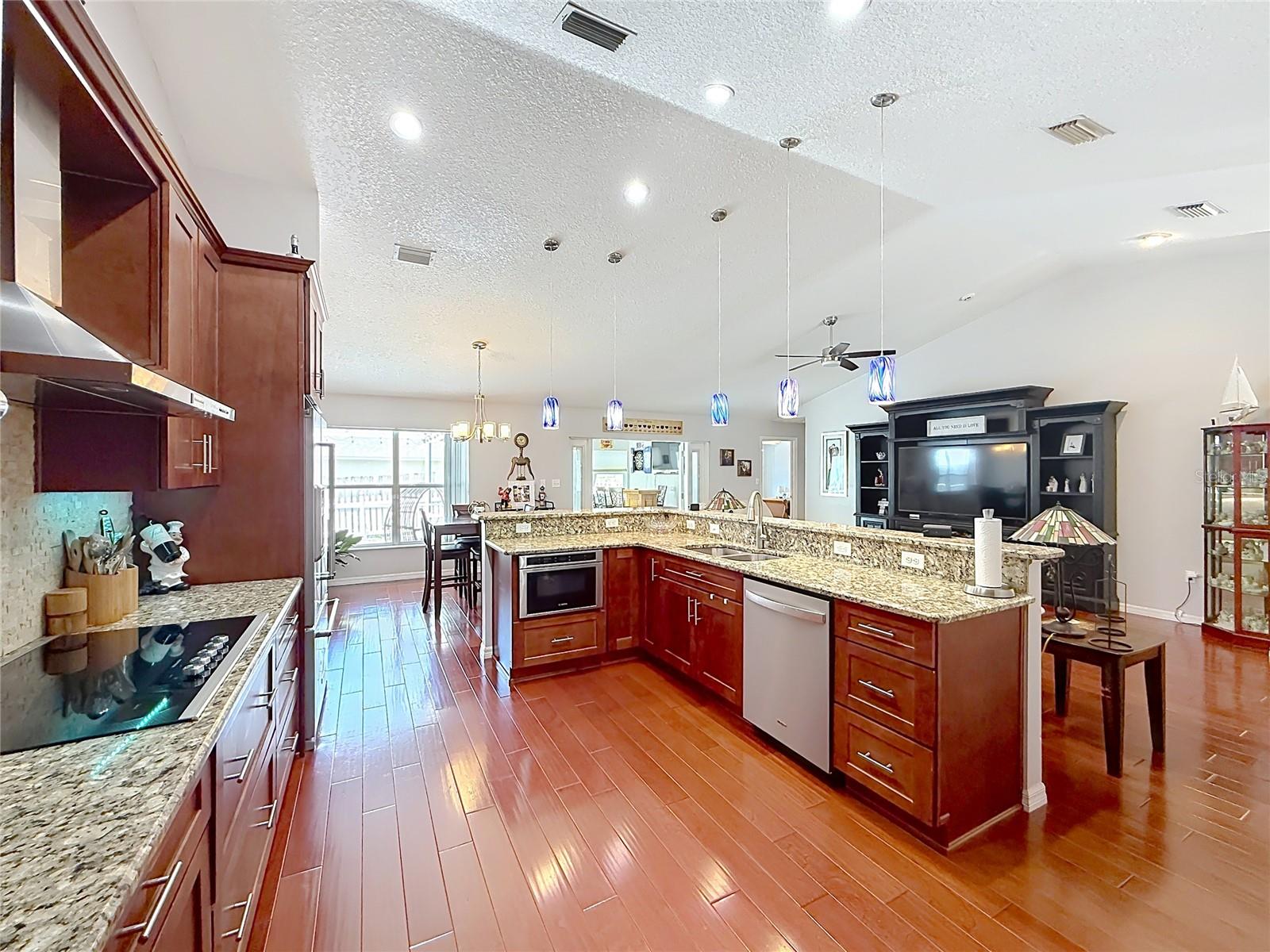 1050 Fahnstock, Eustis, FL 32726