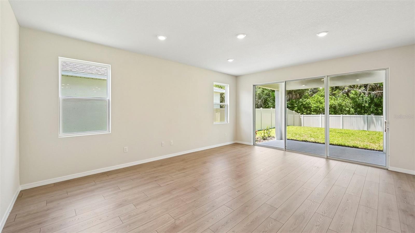 10437 Woodland Garden, Parrish, FL 34219