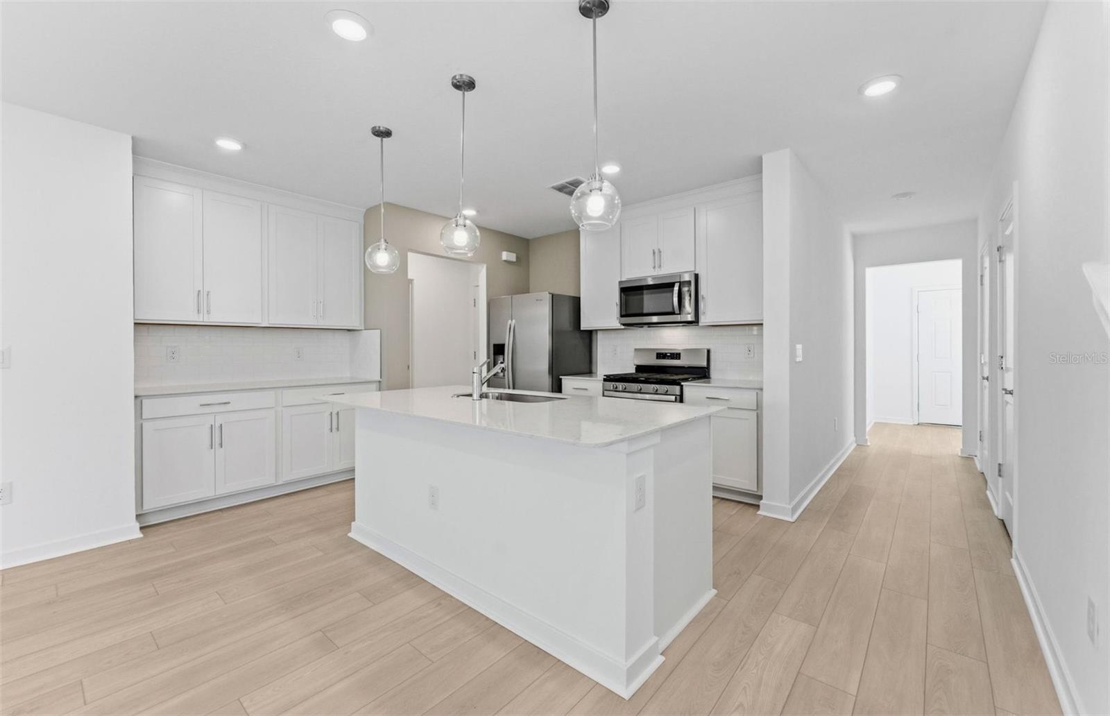 5322 Spring Maiden, Apollo Beach, FL 33572