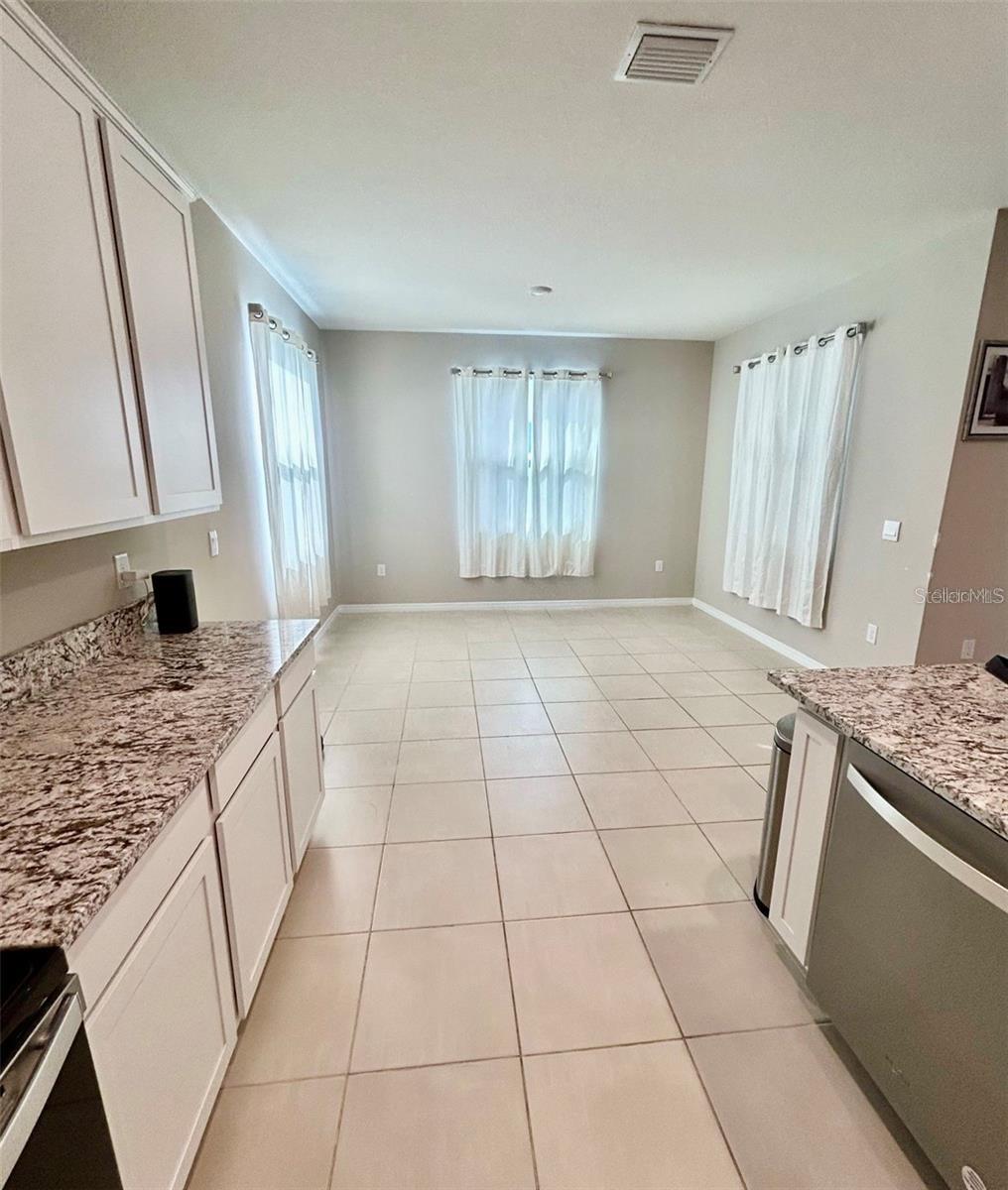 6853 3rd, Ocala, FL 34472