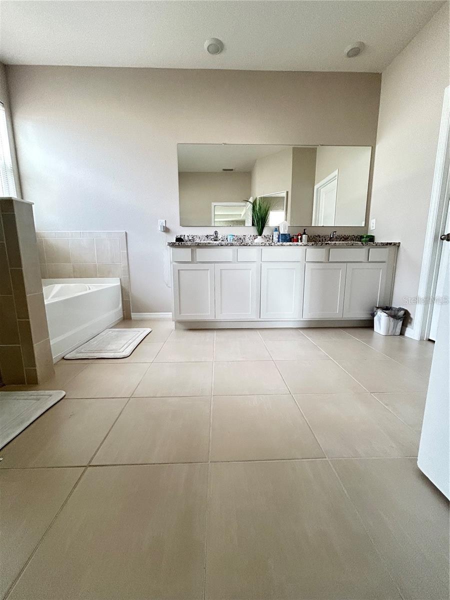 6853 3rd, Ocala, FL 34472