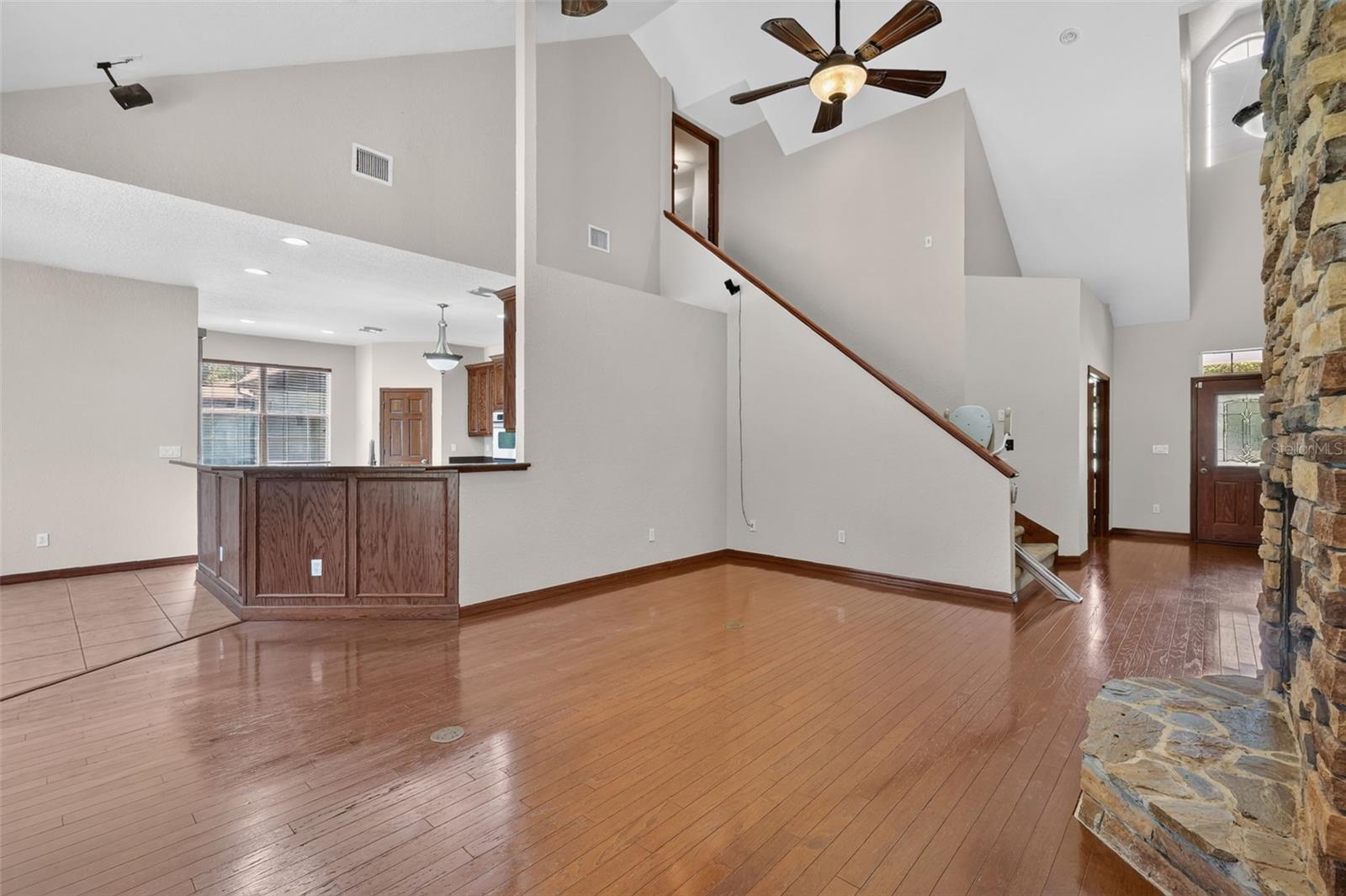 4617 Round Lake, Apopka, FL 32712