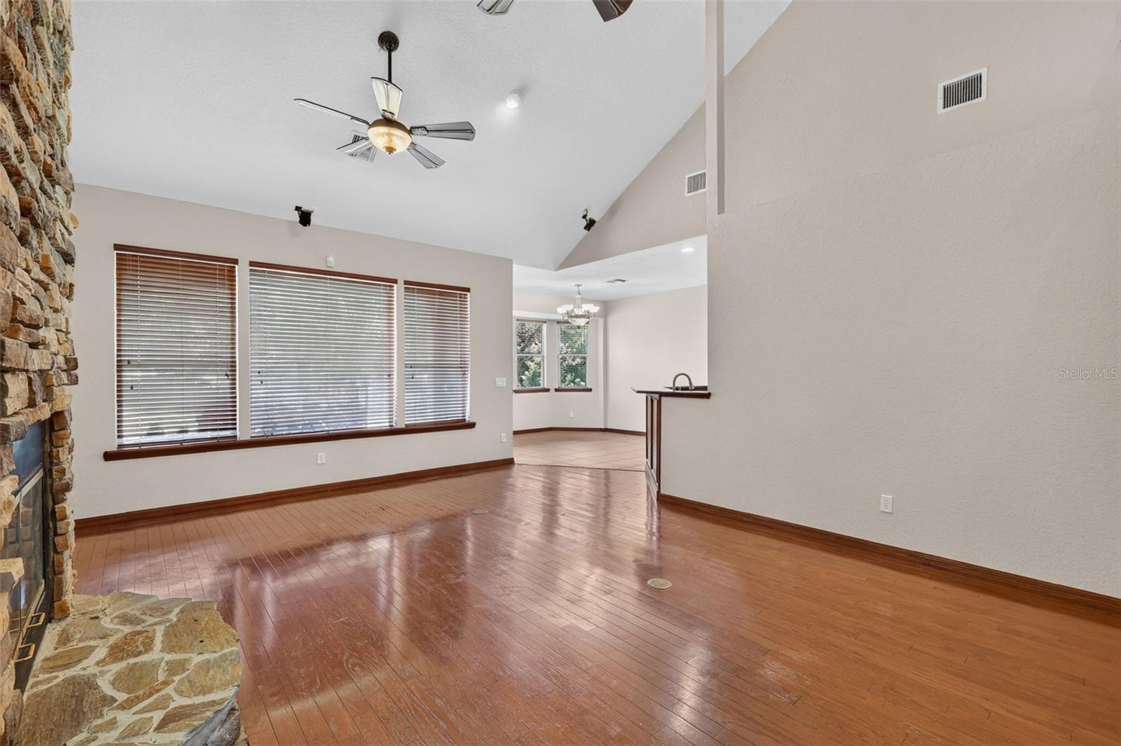 4617 Round Lake, Apopka, FL 32712