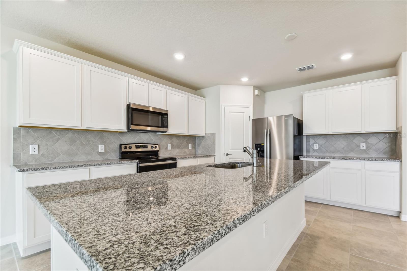6573 Blazing Spirit, Wesley Chapel, FL 33545