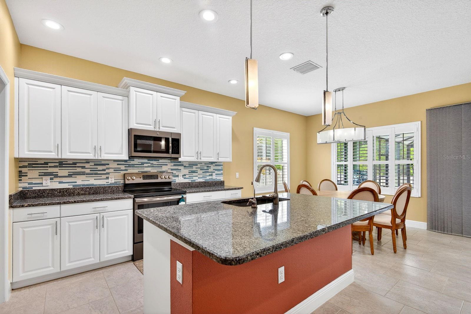 7428 Ridgelake, Bradenton, FL 34203