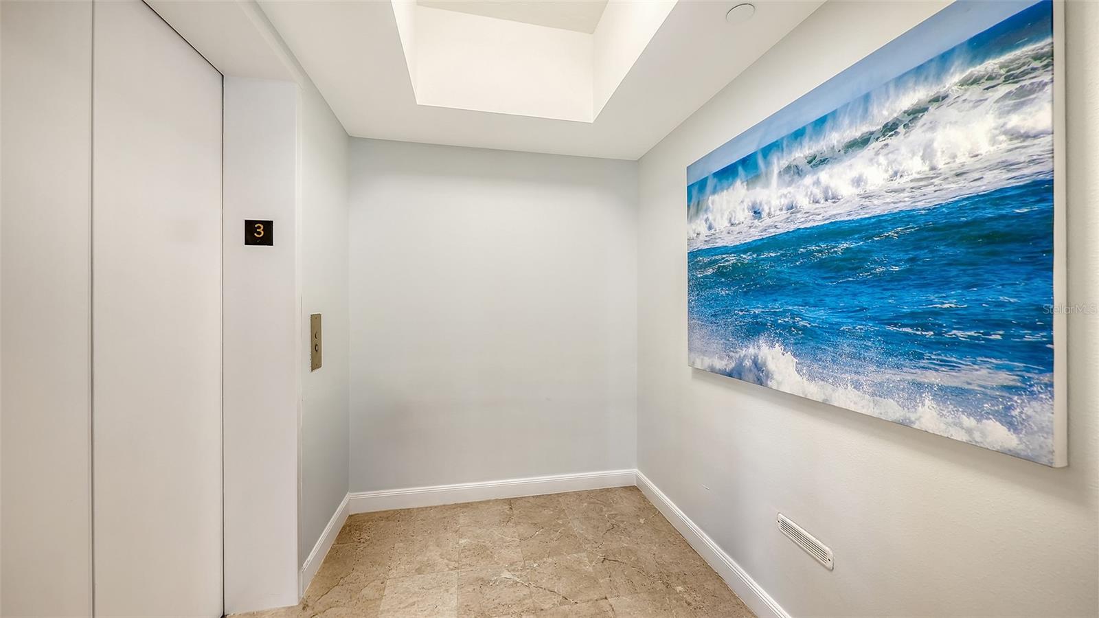 1241 Gulf of Mexico Unit 303, Longboat Key, FL 34228