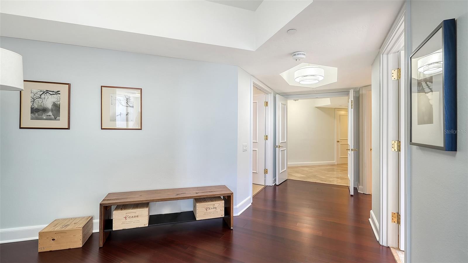 1241 Gulf of Mexico Unit 303, Longboat Key, FL 34228