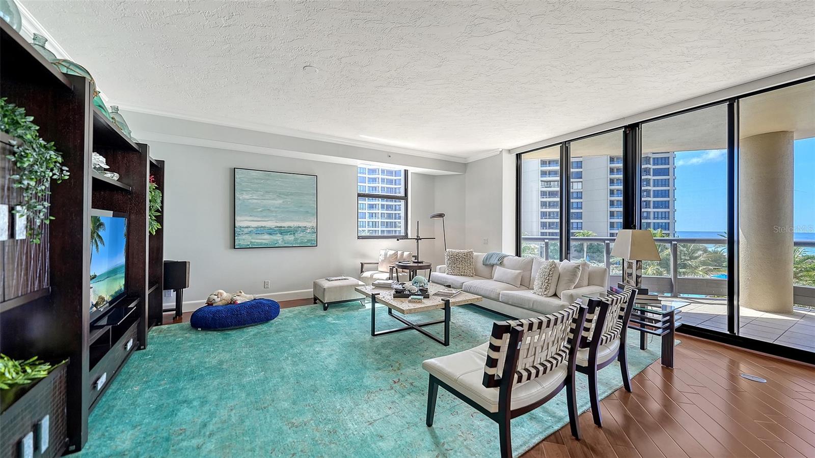 1241 Gulf of Mexico Unit 303, Longboat Key, FL 34228