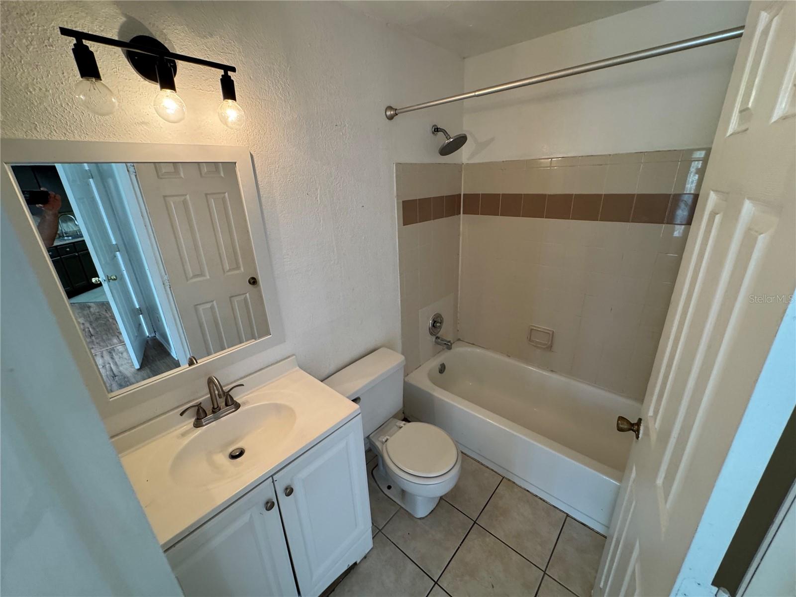 1948 Lake Atriums Unit 119, Orlando, FL 32839