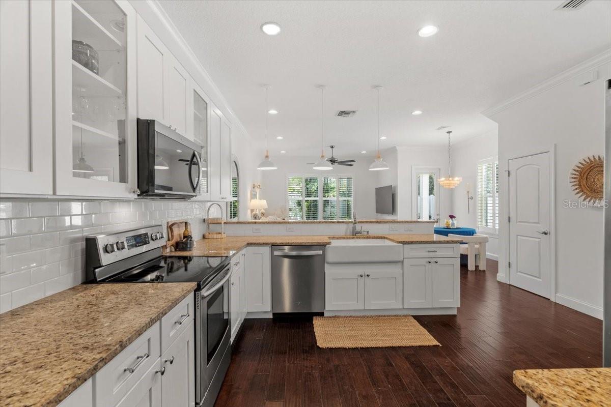 3203 Santiago Unit B, Tampa, FL 33629