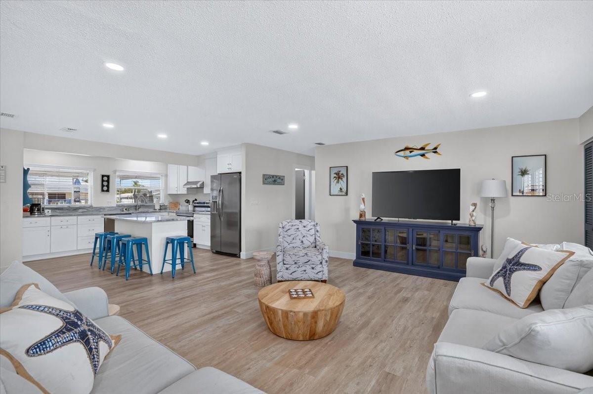 5016 Mangrove Point, Bradenton, FL 34210