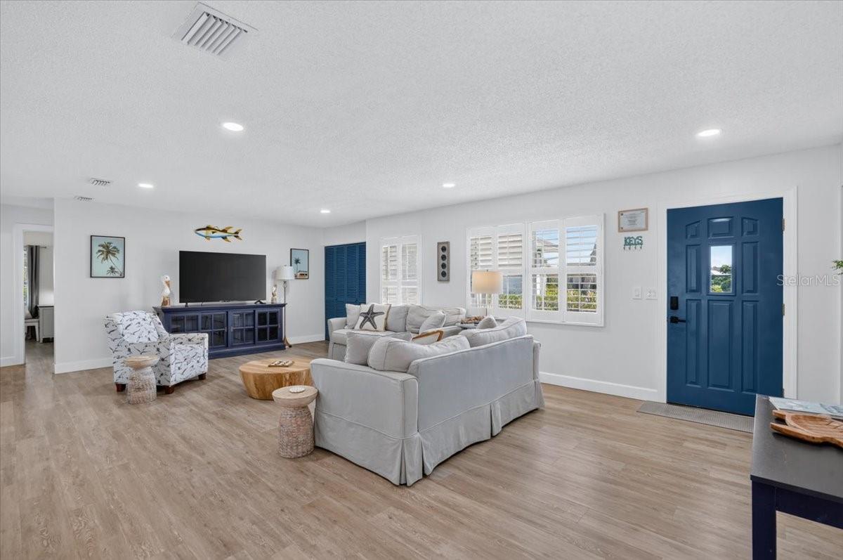 5016 Mangrove Point, Bradenton, FL 34210