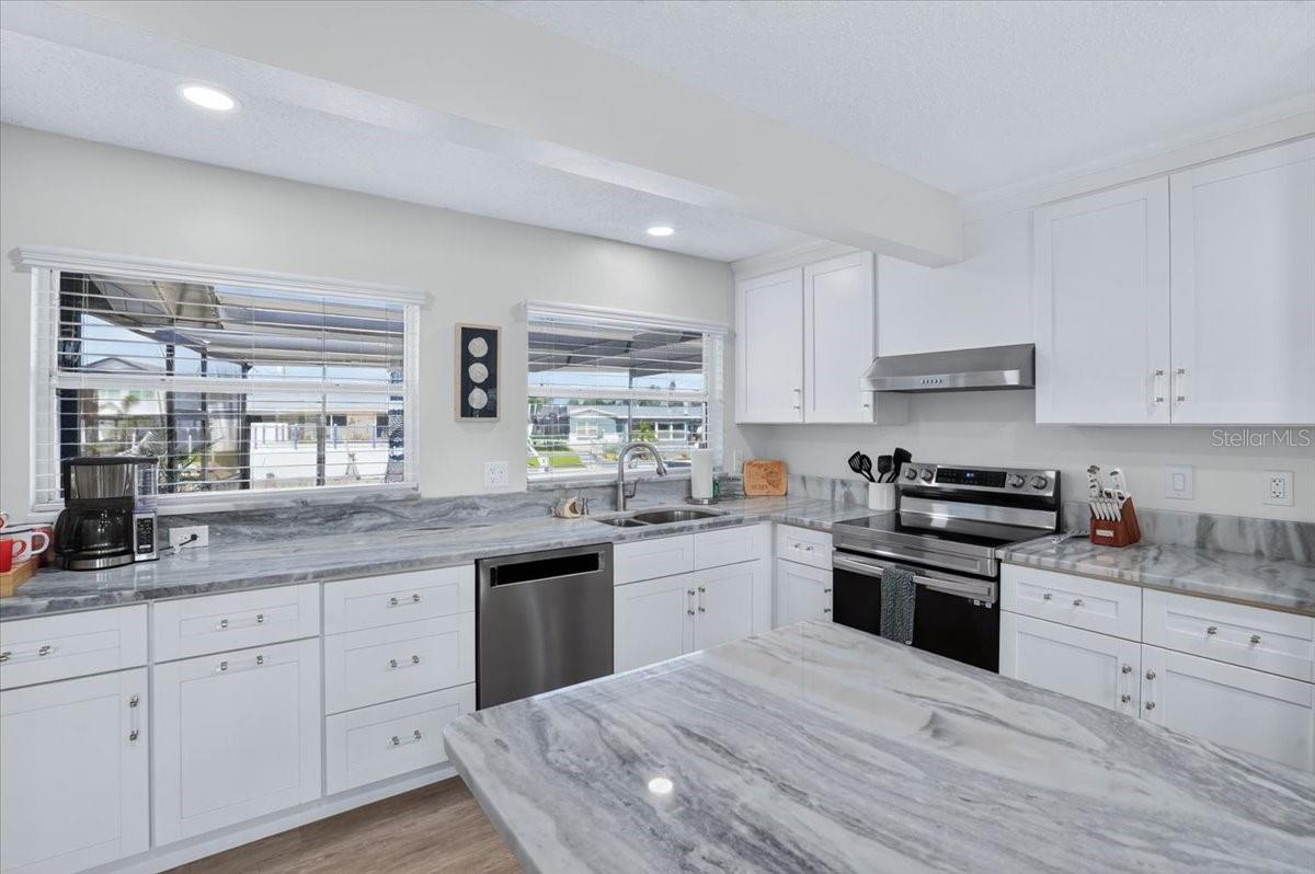 5016 Mangrove Point, Bradenton, FL 34210