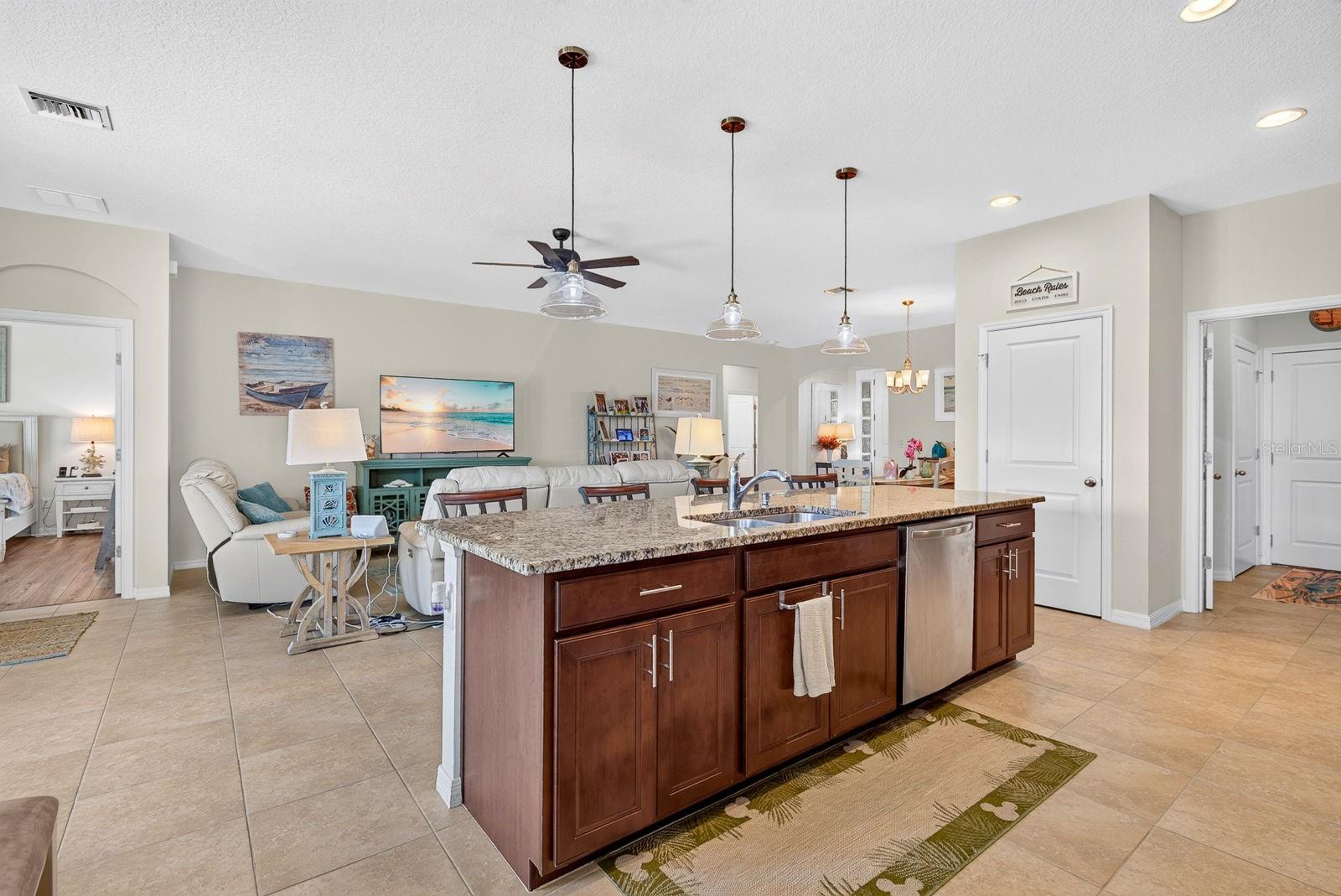 6435 Devesta, Palmetto, FL 34221