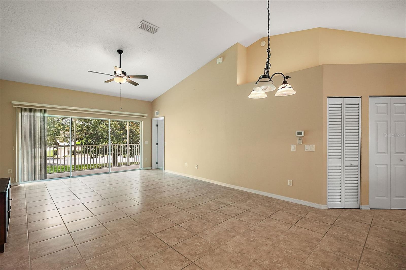5368 Compass Unit 202, Oxford, FL 34484
