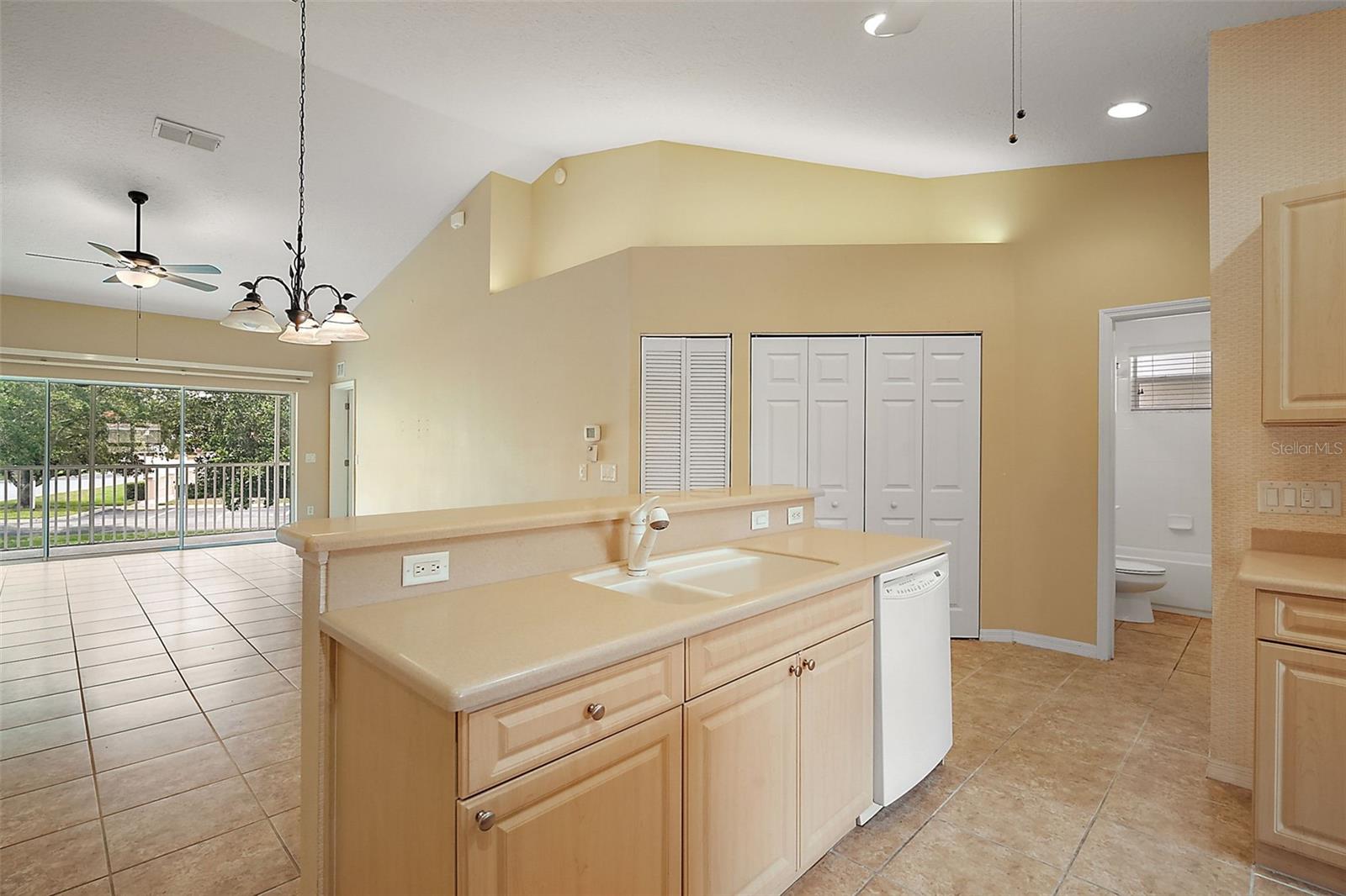 5368 Compass Unit 202, Oxford, FL 34484