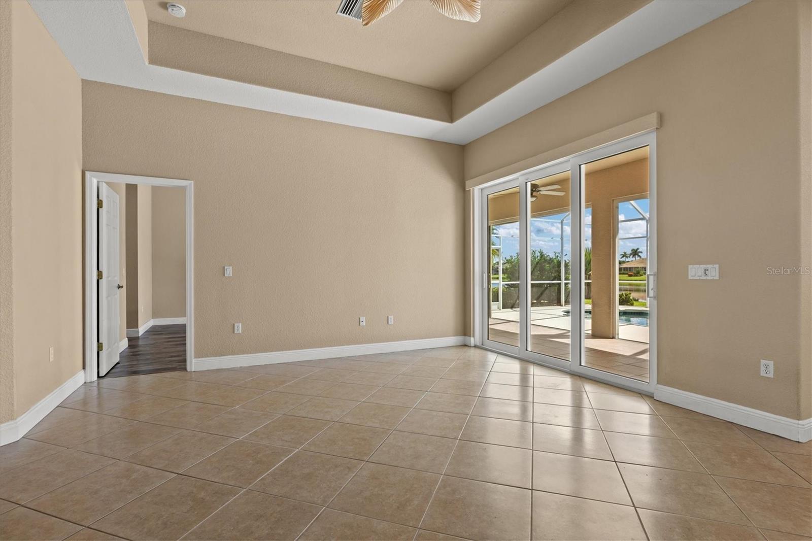 203 Lake Victoria, Englewood, FL 34223