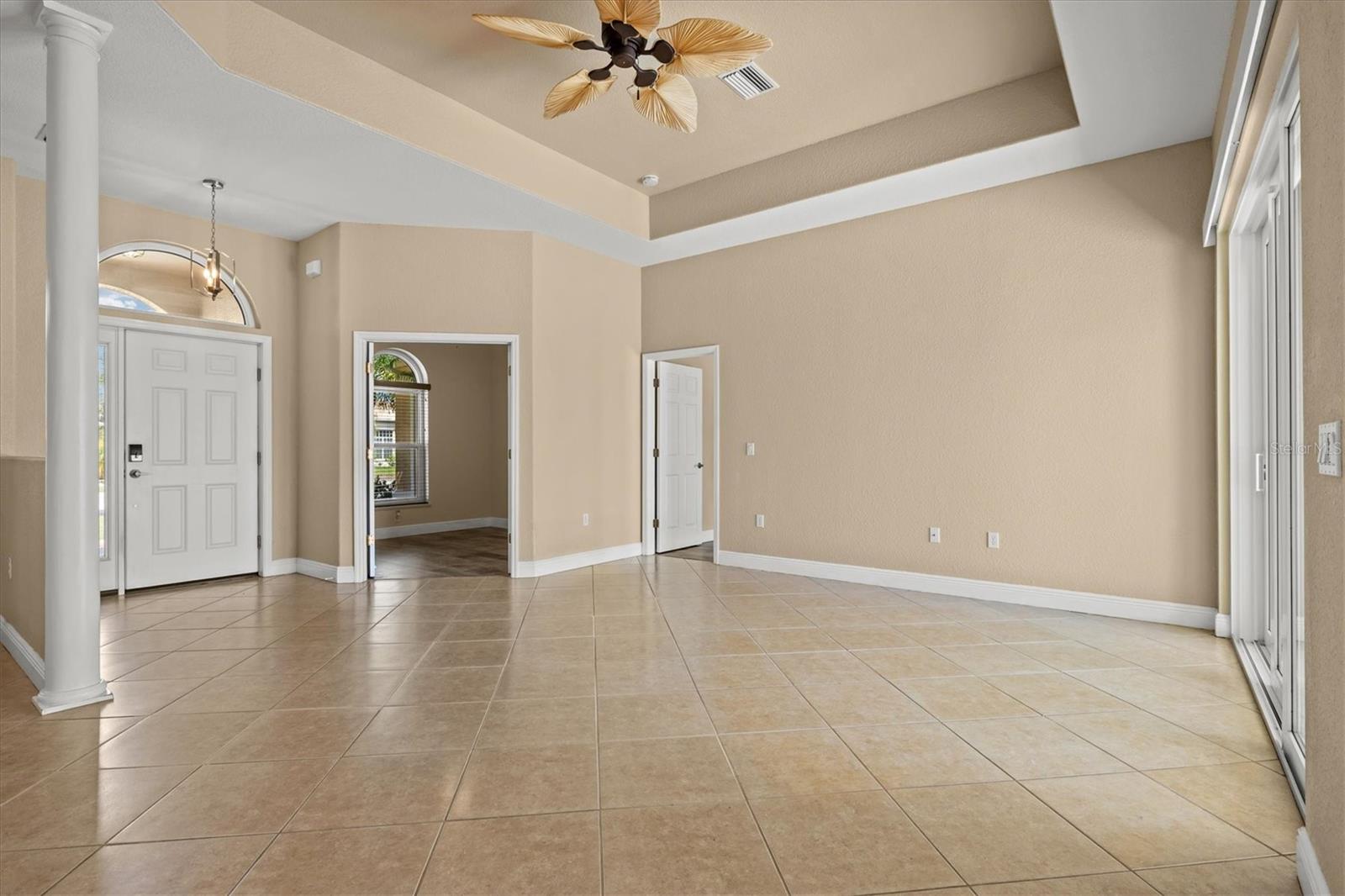 203 Lake Victoria, Englewood, FL 34223
