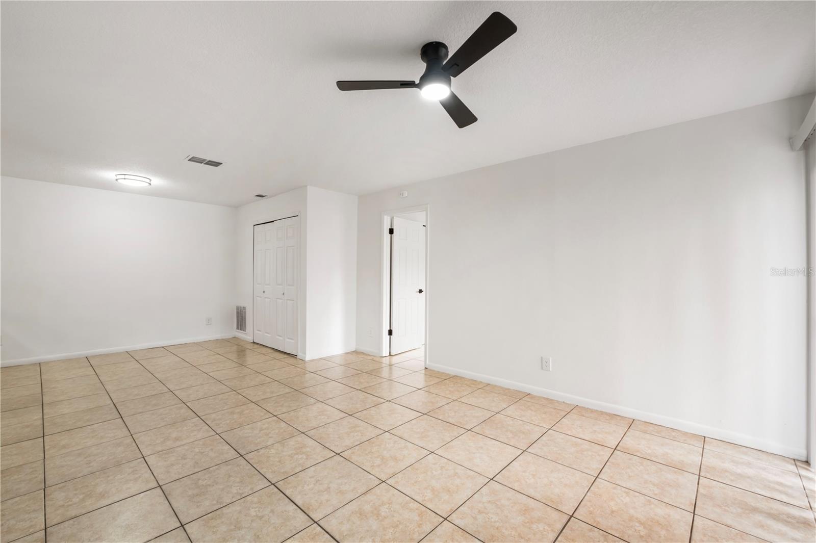 5219 Via Hacienda Unit B109, Orlando, FL 32839