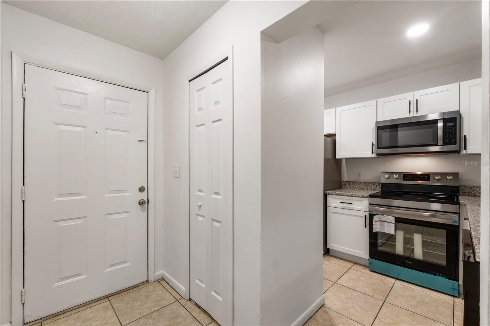 5219 Via Hacienda Unit B109, Orlando, FL 32839