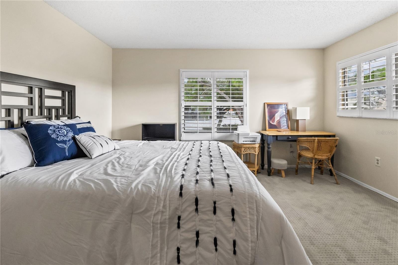 4096 Center Pointe Unit 20b, Sarasota, FL 34233