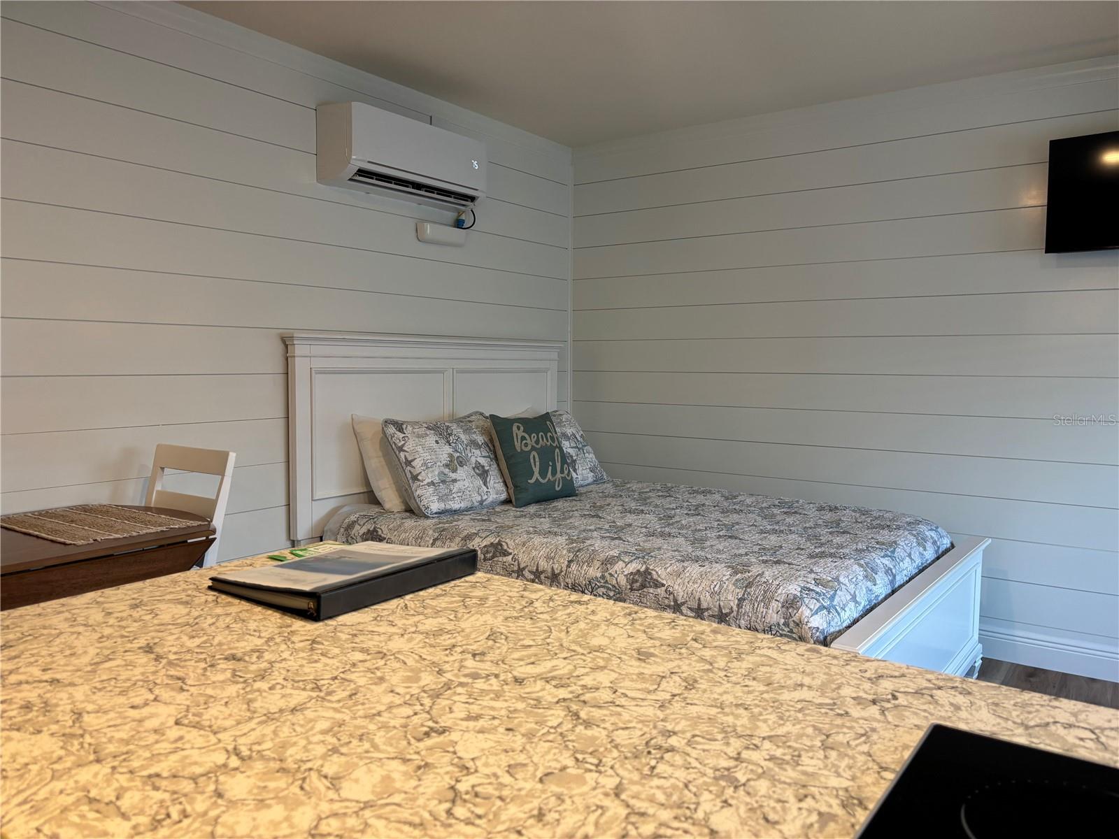 170 Roosevelt Unit 17, Sarasota, FL 34236