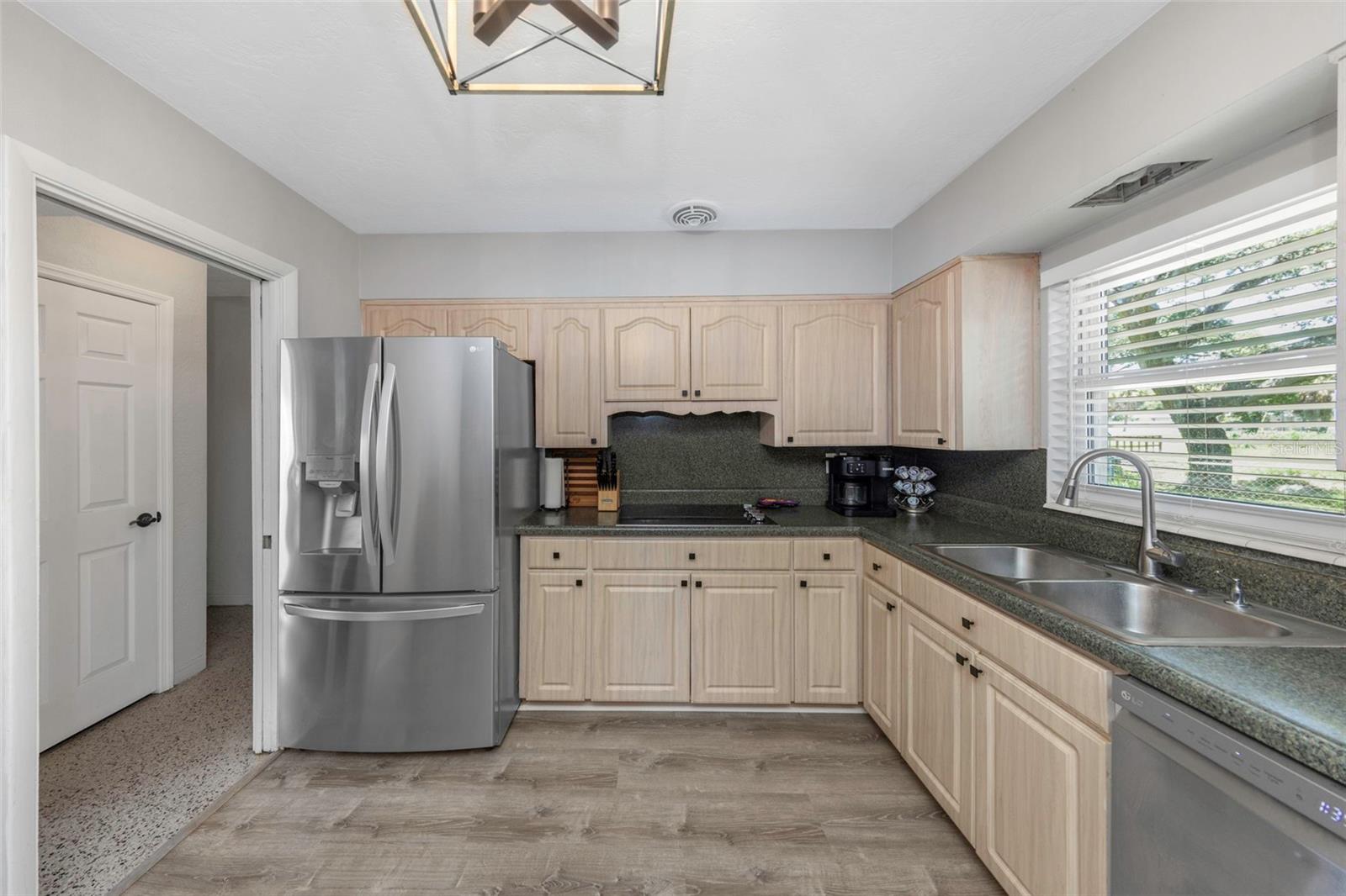 6191 6th, St Petersburg, FL 33707
