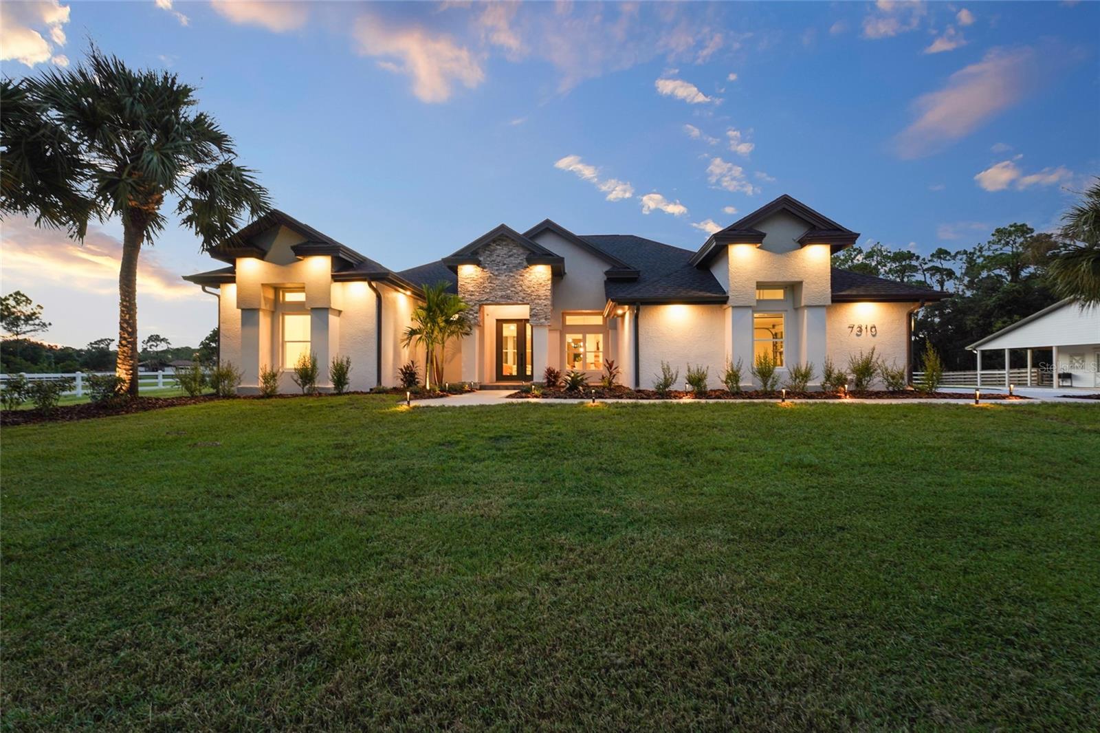 7310 201st, Bradenton, FL 34202