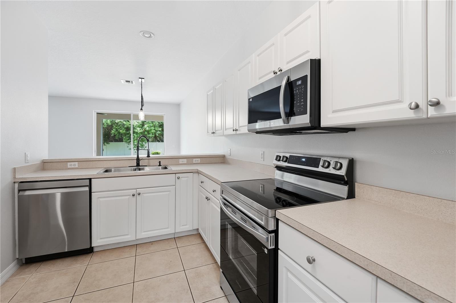 3420 Home Town, St Cloud, FL 34769