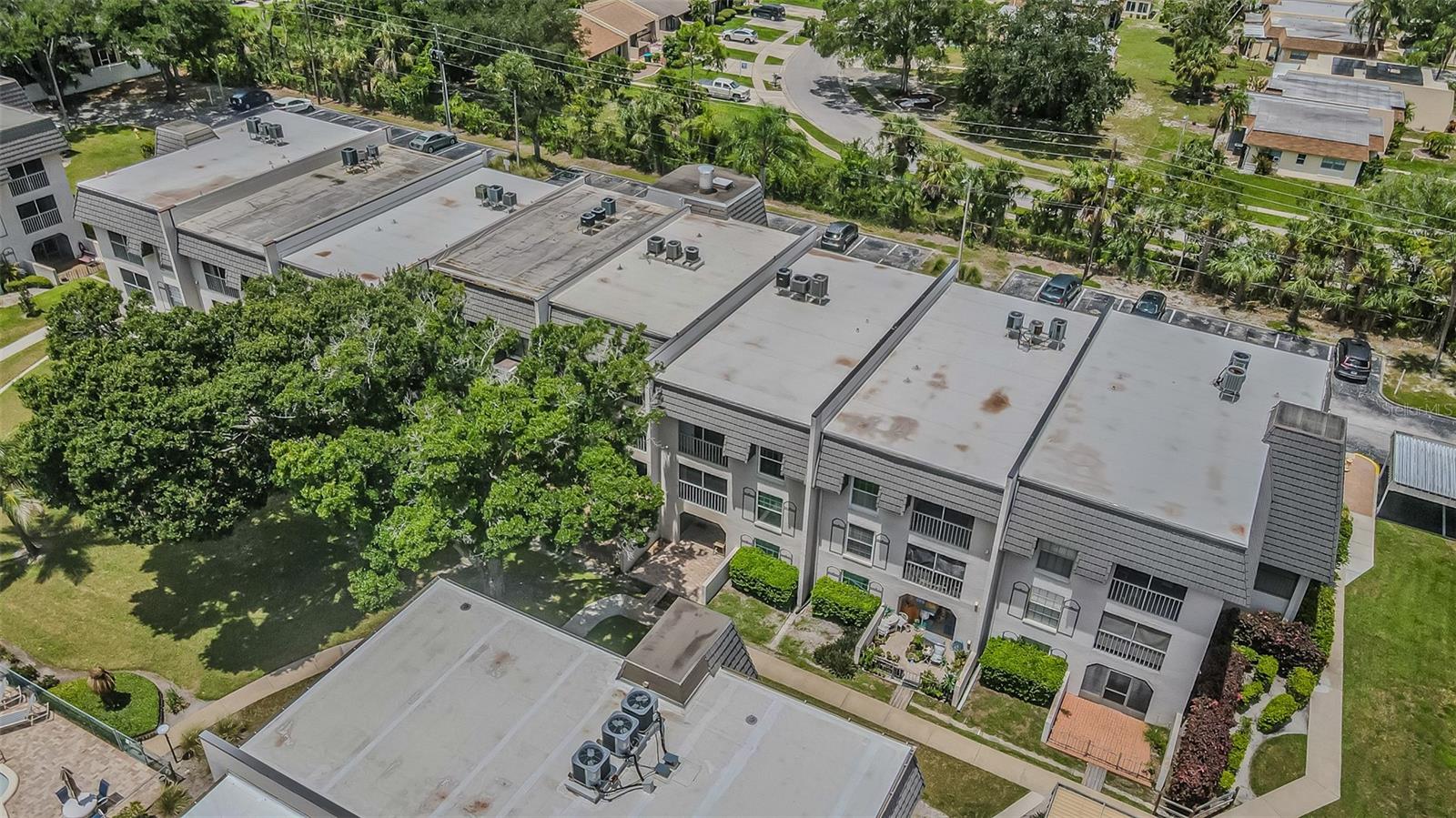 8765 Bardmoor Unit 304, Seminole, FL 33777