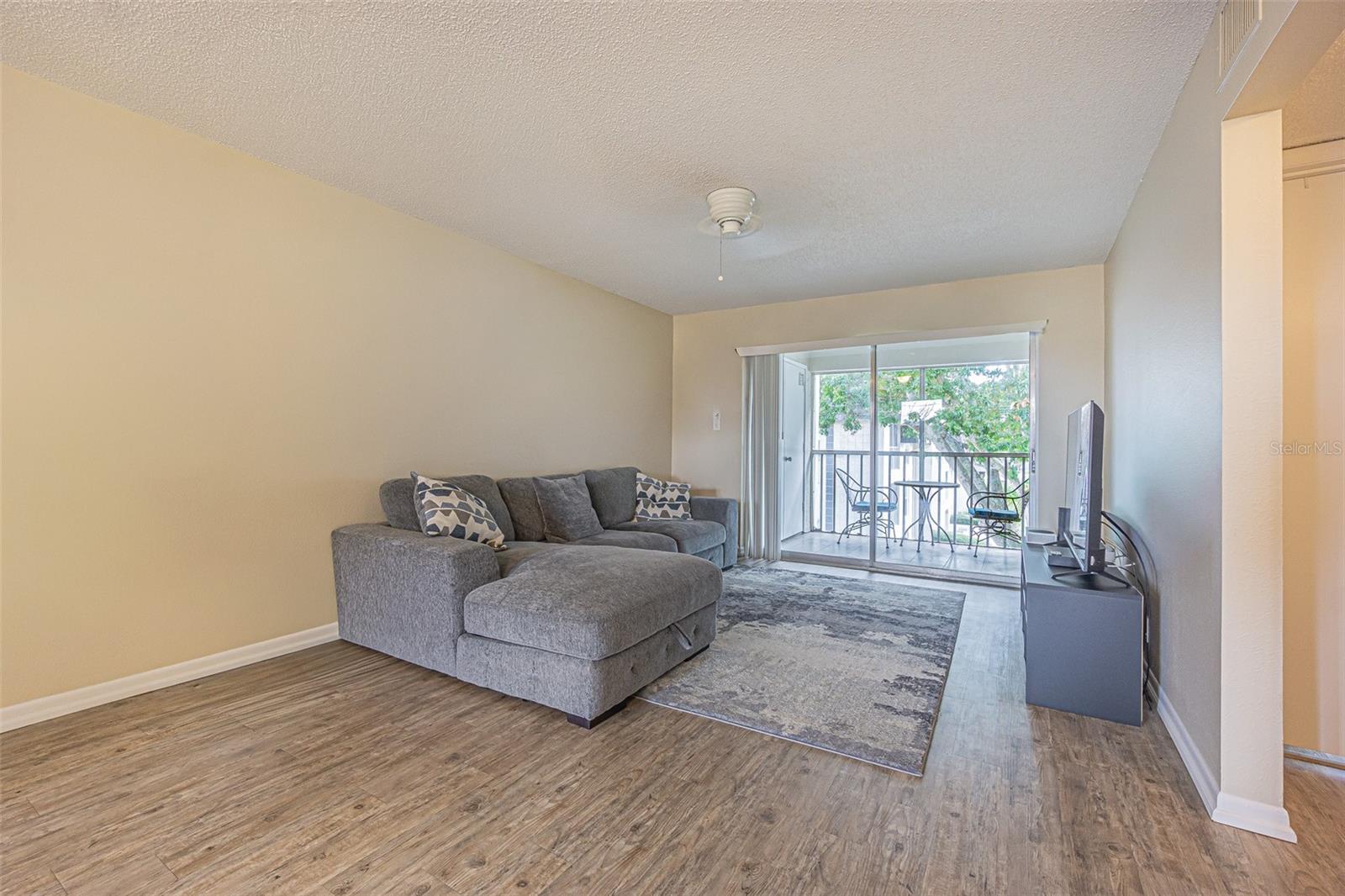 8765 Bardmoor Unit 304, Seminole, FL 33777