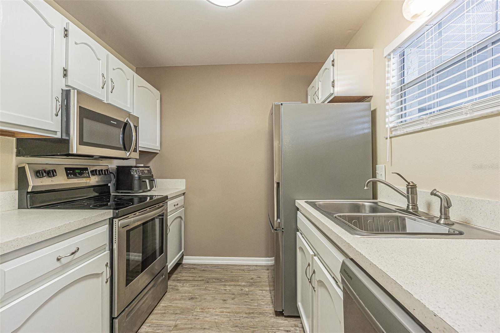 8765 Bardmoor Unit 304, Seminole, FL 33777