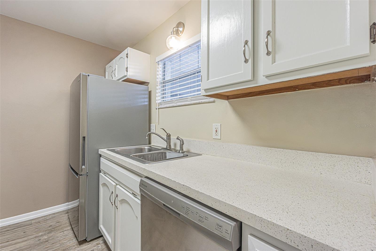 8765 Bardmoor Unit 304, Seminole, FL 33777