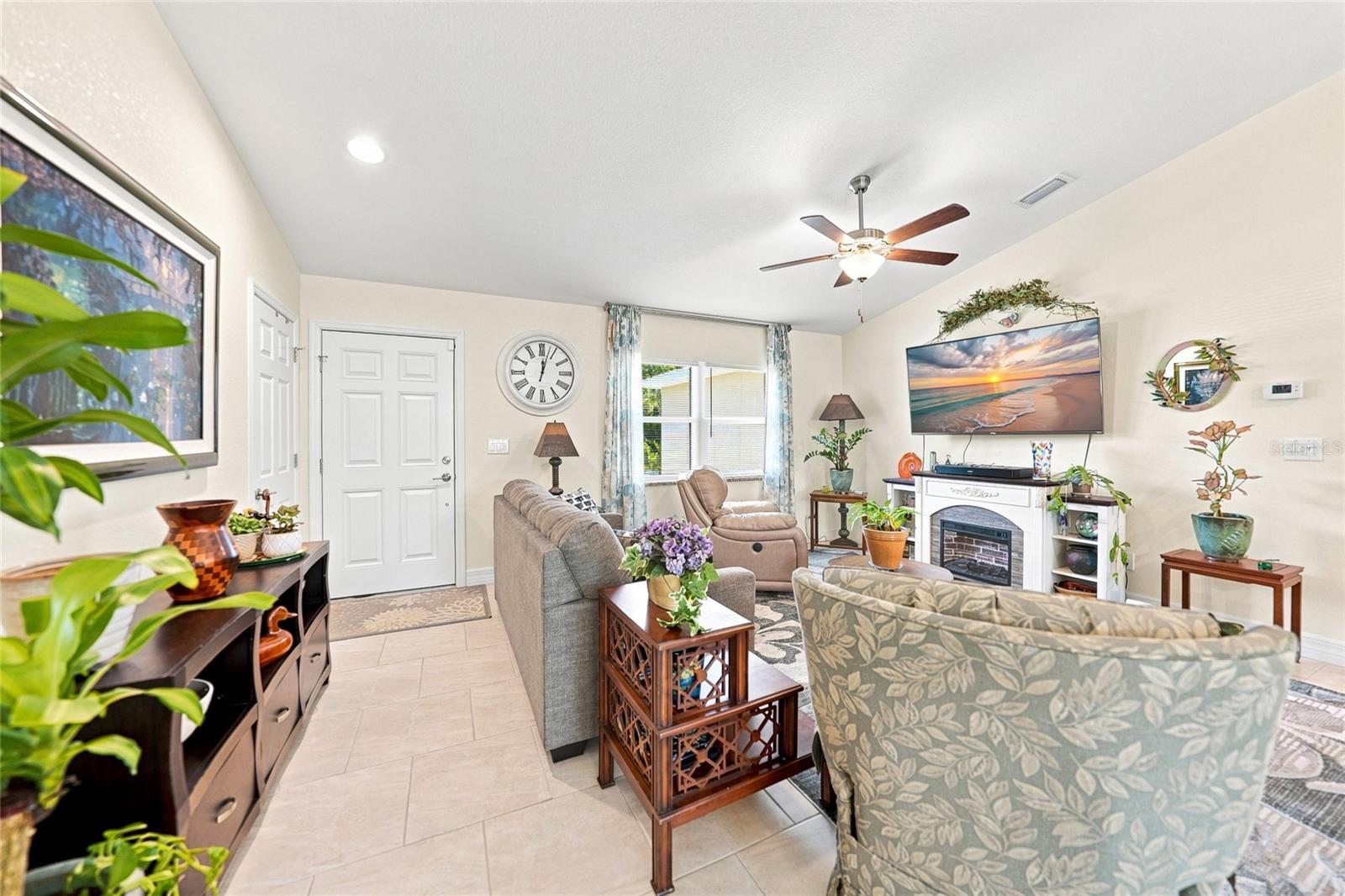 5742 Janus, North Port, FL 34288