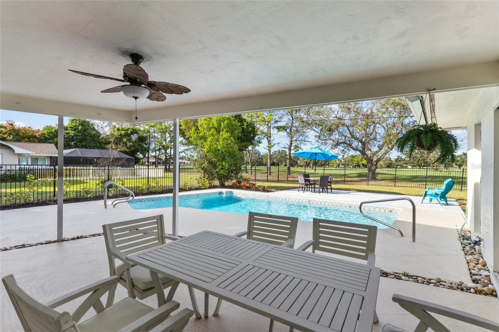433 Whitfield, Sarasota, FL 34243